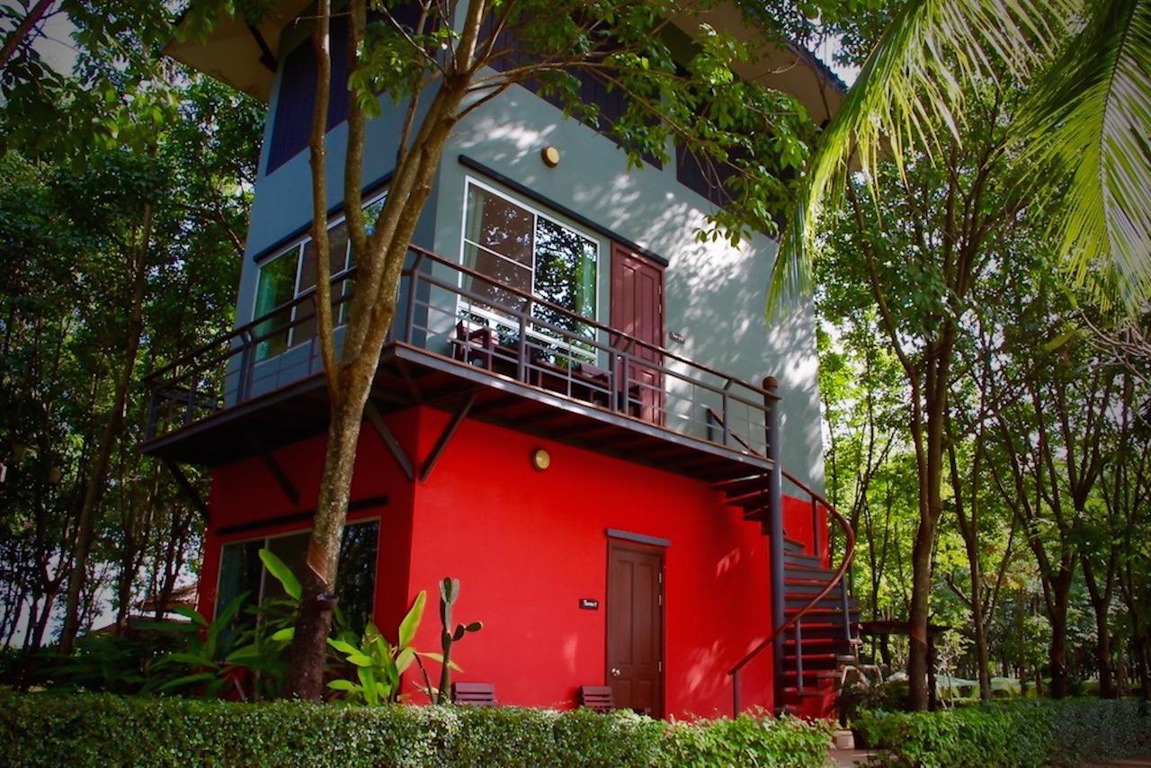 Singha Rubber Tree Hotel Ban Huai Maenam Noi Eksteriør billede