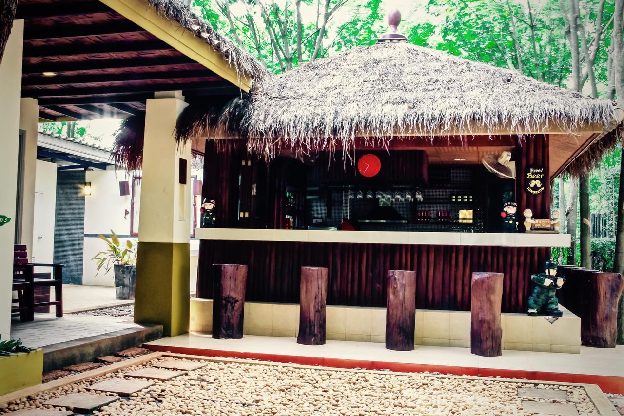 Singha Rubber Tree Hotel Ban Huai Maenam Noi Eksteriør billede