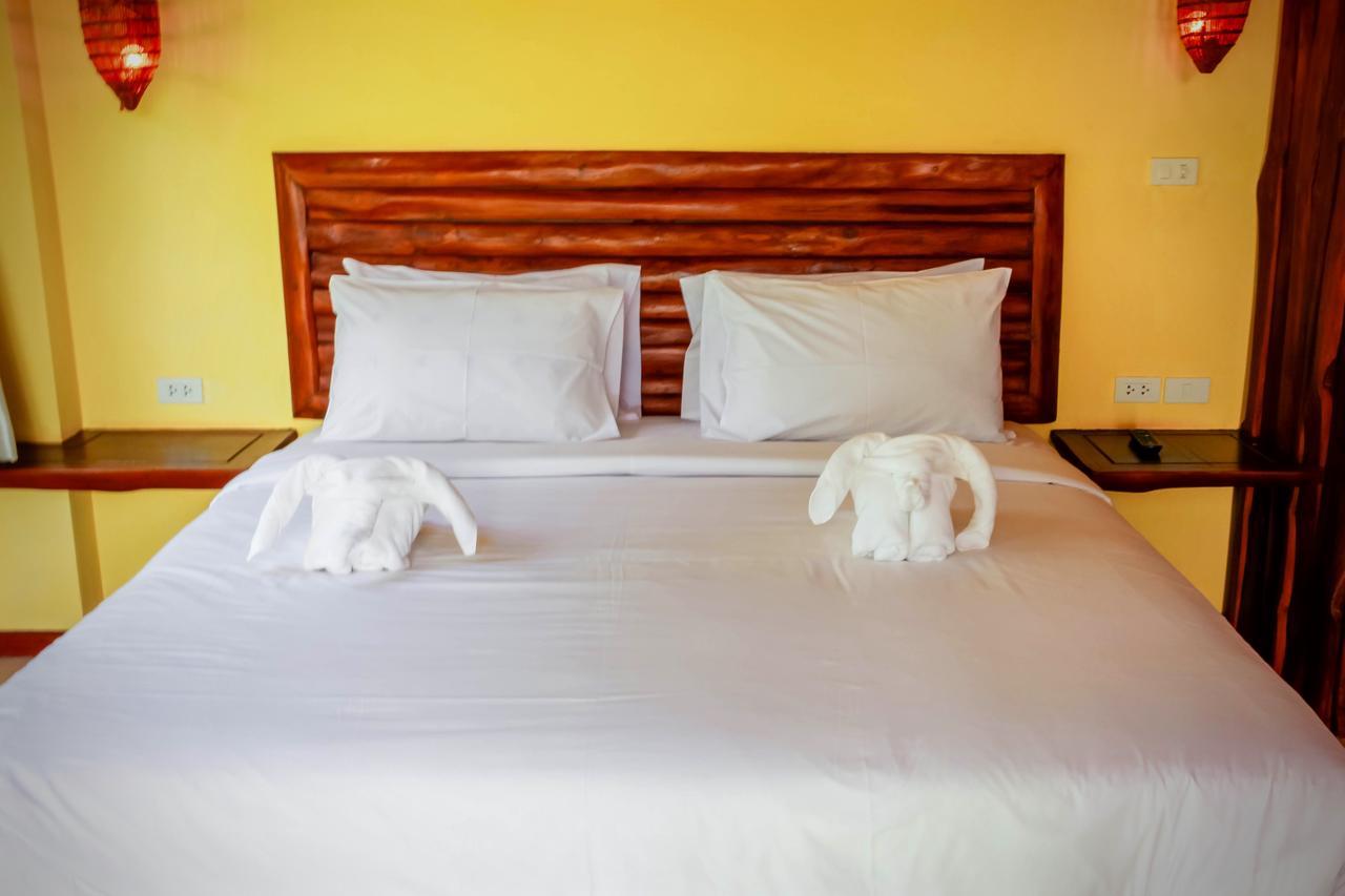 Singha Rubber Tree Hotel Ban Huai Maenam Noi Eksteriør billede