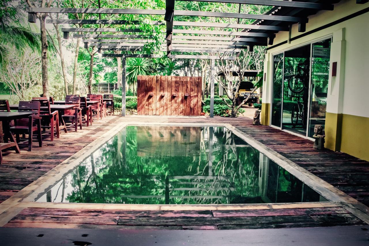 Singha Rubber Tree Hotel Ban Huai Maenam Noi Eksteriør billede