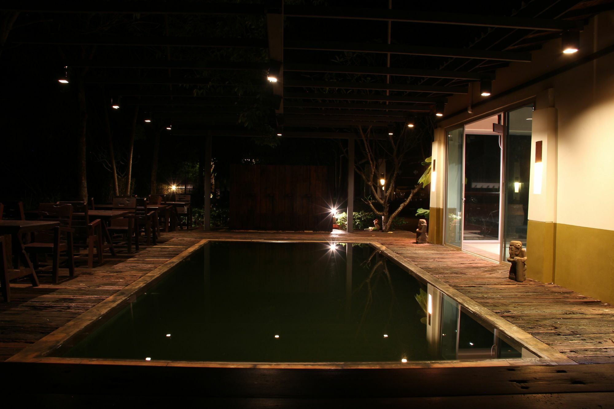 Singha Rubber Tree Hotel Ban Huai Maenam Noi Eksteriør billede