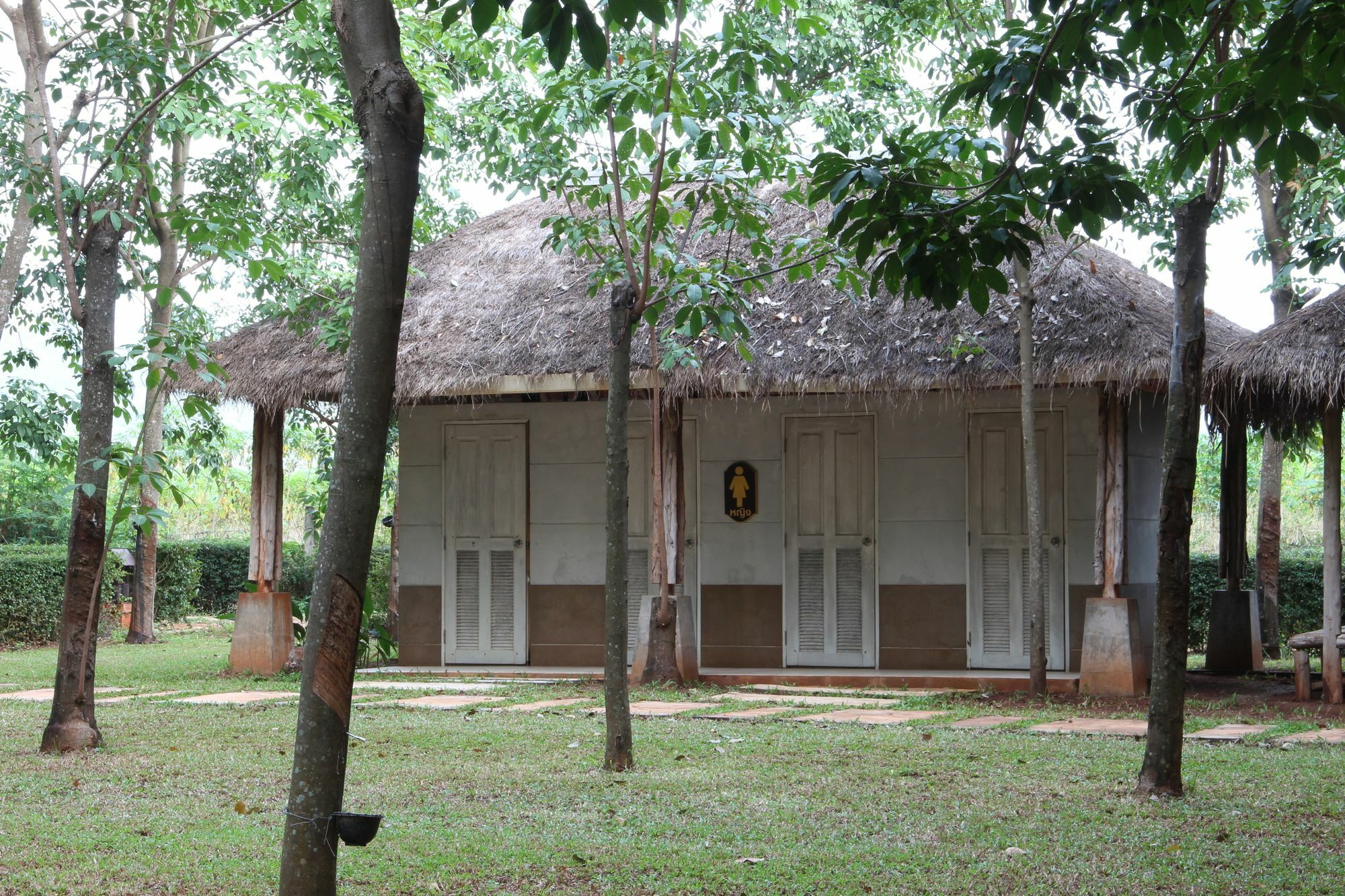 Singha Rubber Tree Hotel Ban Huai Maenam Noi Eksteriør billede